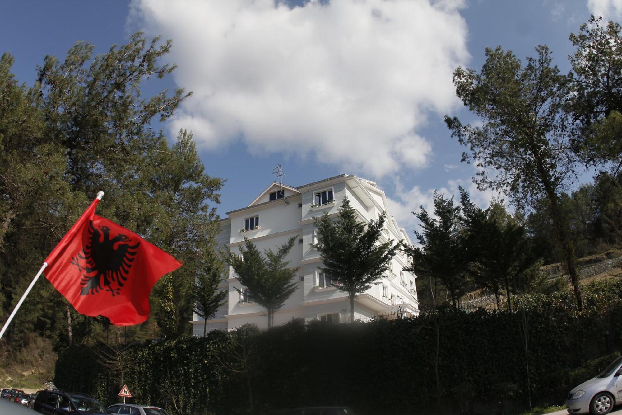 Hotel Elvis Mjull-Bathore Luaran gambar