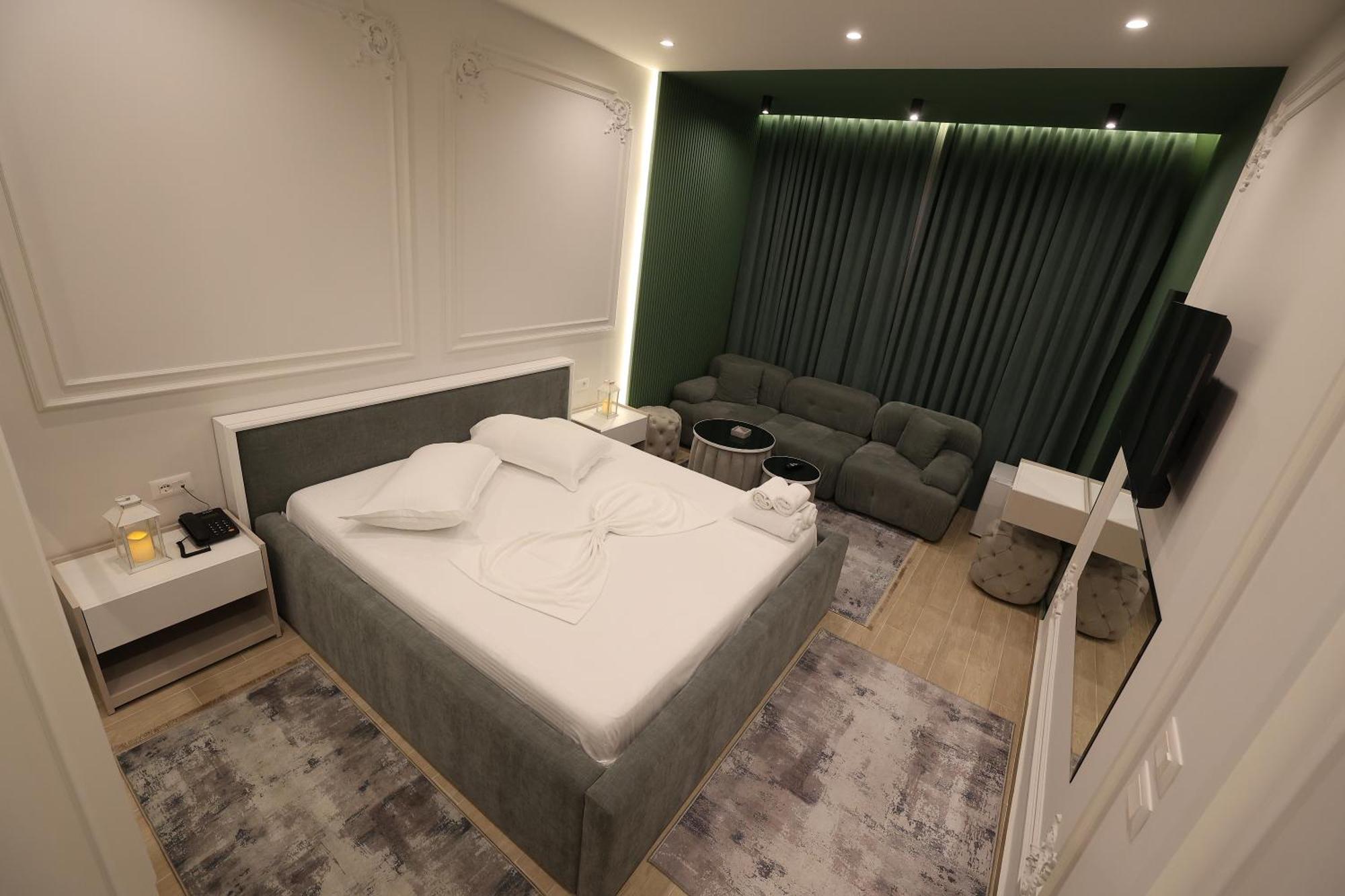 Hotel Elvis Mjull-Bathore Luaran gambar