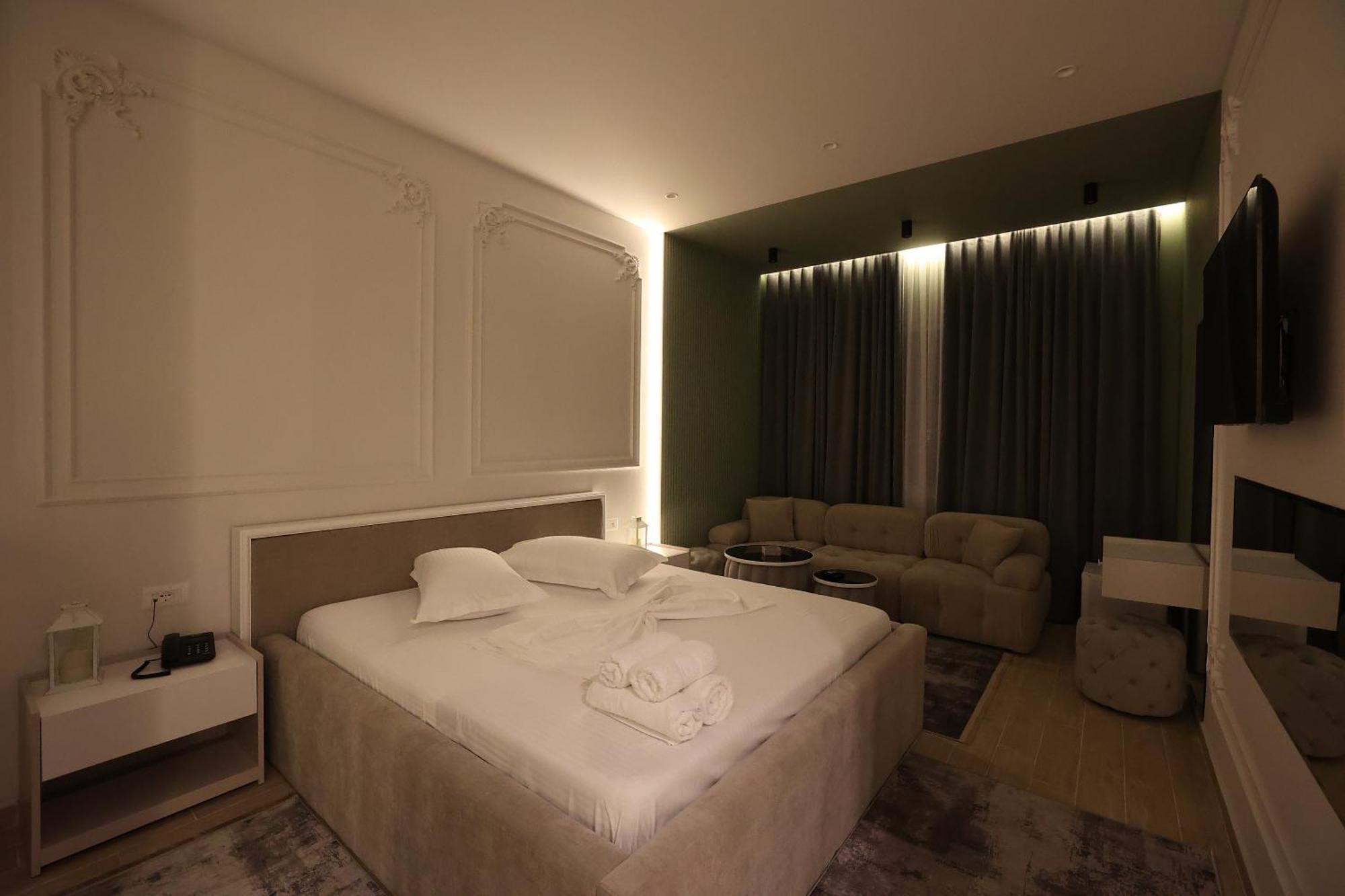 Hotel Elvis Mjull-Bathore Luaran gambar